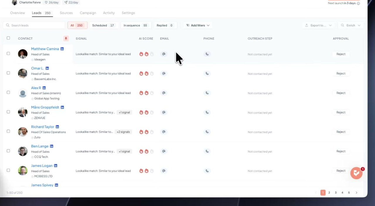 Liste de prospects Gojiberry avec le signal détecté, le score IA et l'étape de prospection